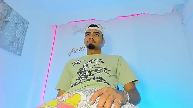 Rpoolrboy Webcam-Show