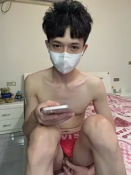 Show modela llkiki na web-kameri