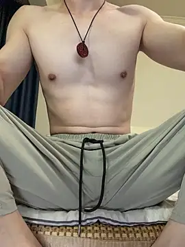 llkiki webcam show