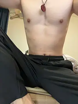 llkiki's Webcam Show