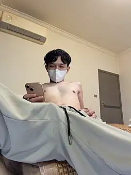 llkiki webcam show