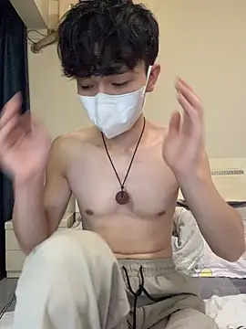 Show modela llkiki na web-kameri
