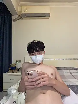 Show modela llkiki na web-kameri