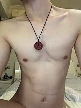 llkiki Show in webcam