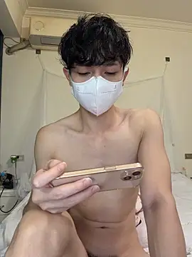 llkiki Show in webcam