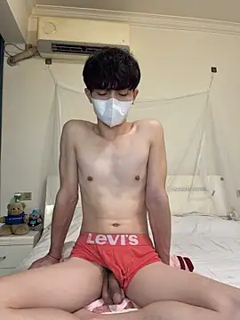 llkiki 在線直播表演