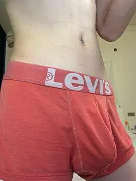 llkiki webcam show