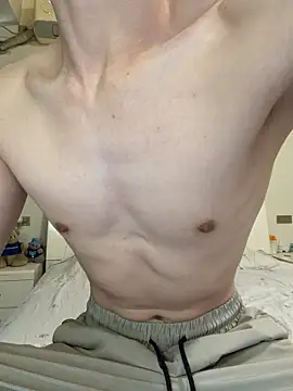 llkiki Show in webcam