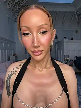 Allana29's Webcam Show