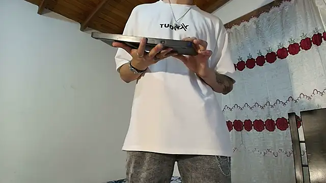 Vlad__night Webcam-Show
