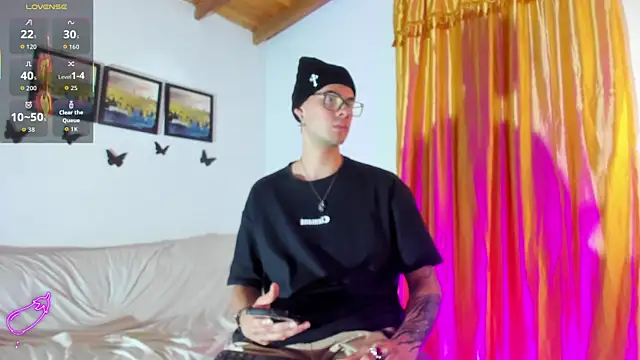 Vlad__night live XXX chat