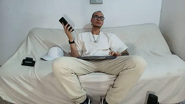 Vlad__nightのウェブカメラショー