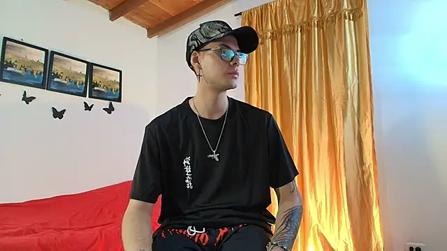 Vlad__night's Webcam Show
