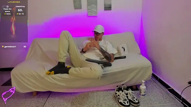 Vlad__night élő XXX-chatje