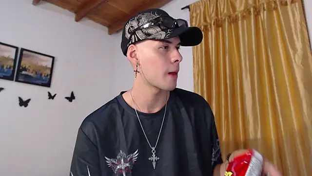 Vlad__night 在線直播表演