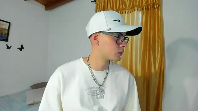Vlad__night webcam show