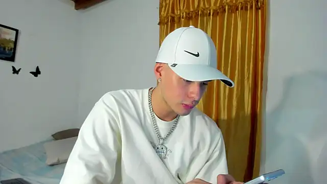 Vlad__night's Webcam Show