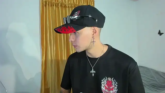 Vlad__night webcam show