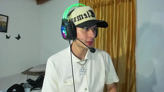 Vlad__night Webcam Show
