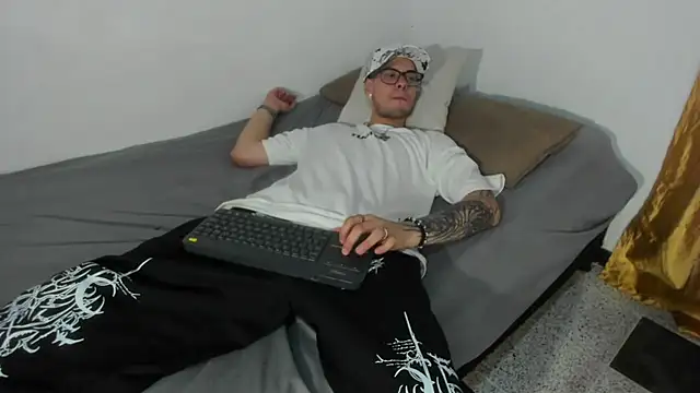 Vlad__night webcam show