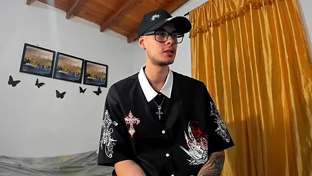 Vlad__night – webcam-show