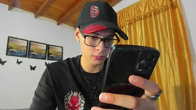 Vlad__night Adlı Modelin Web Kamerası Şovu