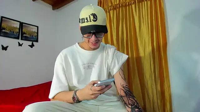 Vlad__night Webcam Show