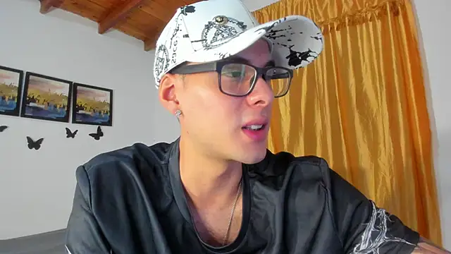 Vlad__night Webcam Show