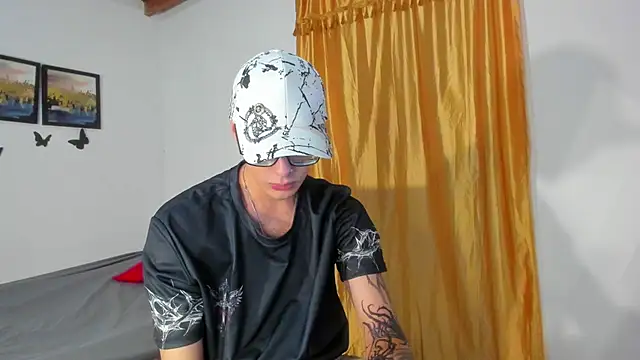 Vlad__night Webcam Show