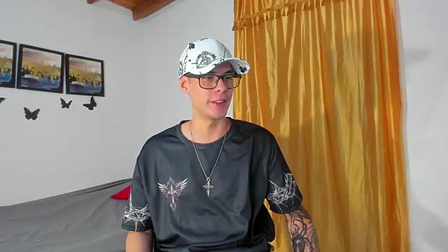Vlad__night Pertunjukan Webcam