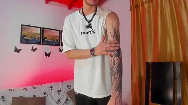 Show modela Vlad__night na web-kameri