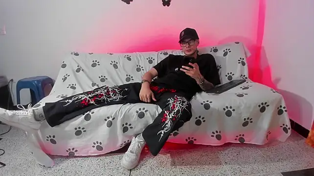Show modela Vlad__night na web-kameri