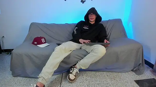 XXX chat uživo modela Vlad__night