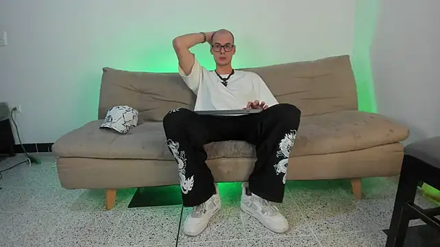 Vlad__night Webcam-Show