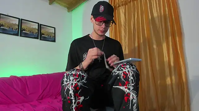 Vlad__night – webcam-show