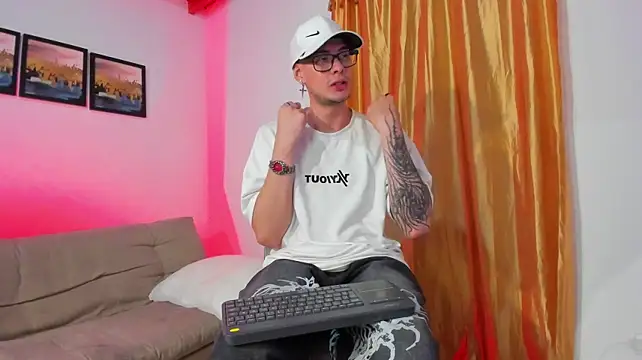 Show Webcam de Vlad__night