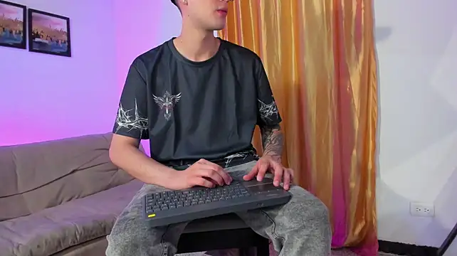 عرض كام Vlad__night
