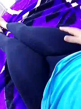 banouti28 webcam show