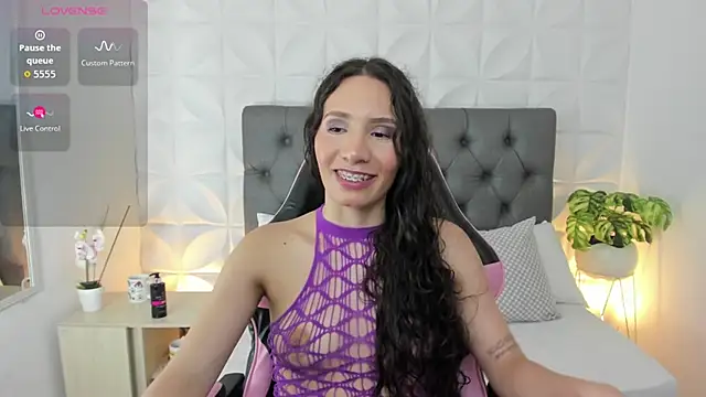 valeryn__rosse Chat XXX live