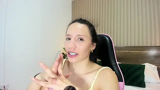 Chat XXX ao vivo de valeryn__rosse