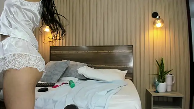 Chat +18 de valeryn__rosse ao vivo