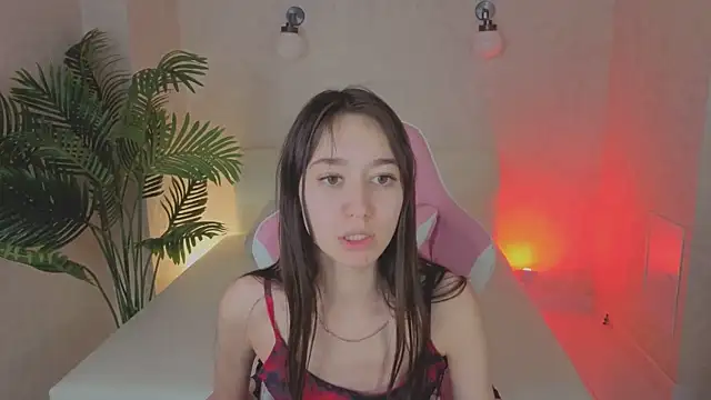 Nicole_Brownie Chat XXX live
