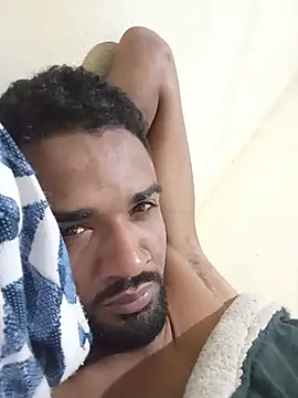 Show de Morenopauzudo24cm na webcam