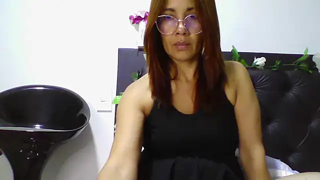Chatroom XXX en direct de camila_star10