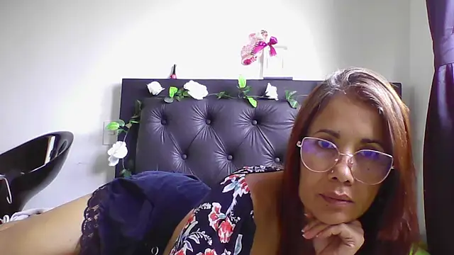camila_star10 Chat XXX live