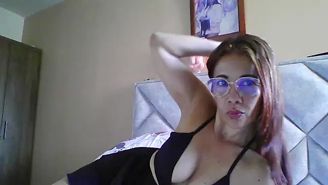 Chat XXX en directo de camila_star10