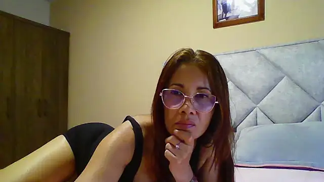 camila_star10 Chat XXX in diretta