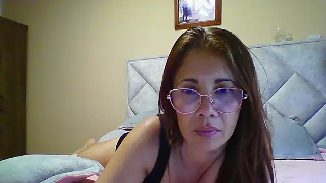 camila_star10 Chat XXX in diretta