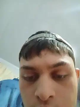 Pokazy przed kamerką – Andres_medi32