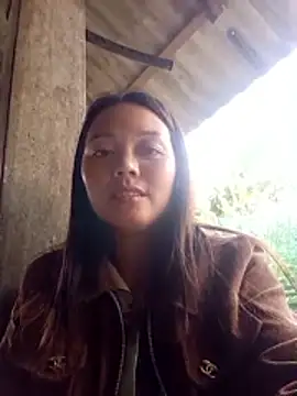 Show modela Rose-222 na web-kameri